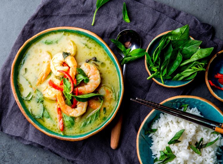 Recette Curry vert de gambas thaï, riz parfumé